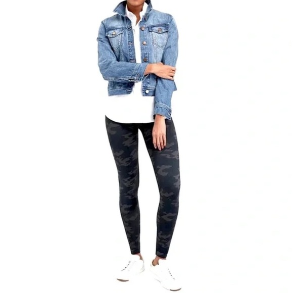 SPANX Camouflage Leggings | Size Medium | NWOT - Picture 3 of 8